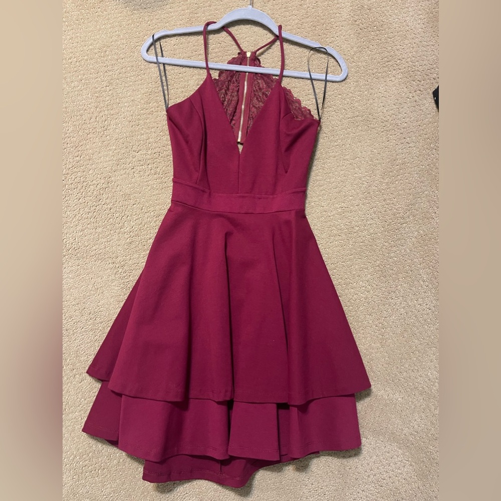 Windsor Burgundy Open Back Lace Homecoming Dress